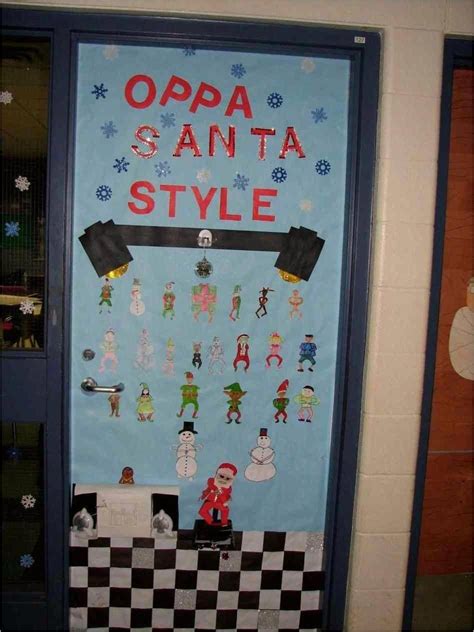 10 Funny Christmas Door Decorating Ideas Decoomo