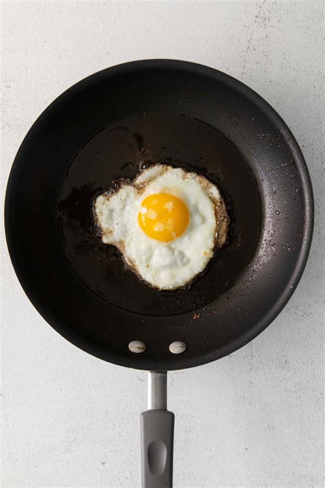 How To Fry An Egg Step By Step Fit Foodie Finds