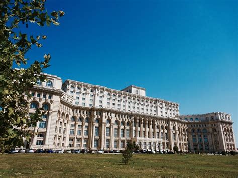 World's heaviest building is in Bucharest