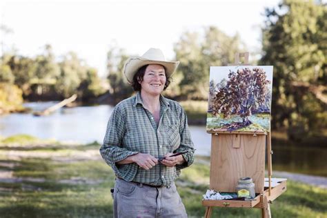 Renowned Artist Lucy Culliton Leads Day Of Arts And Science At Lake