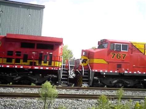 AWVR...Unstoppable. Proof that there are twin locomotive sets. - YouTube