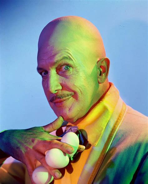 Vincent Price As Egghead In Tv Series Batman 8x10 Publicity Photo