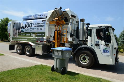 Holy crap! Ontario truck runs on cow manure. - Truck News