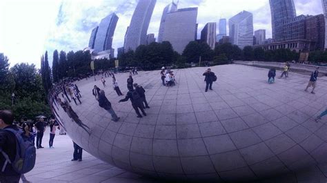 Chicago-style reflective bean selfie | Chicago style, Cloud gate, Around the worlds