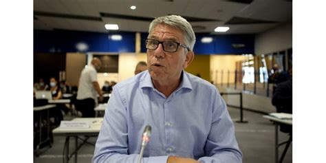 Ligue des champions Le sénateur de l Isère Michel Savin dénonce les