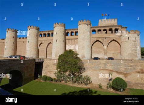 La Aljaferia Zaragoza Aljaferia Palace Cortes De Aragón Autonomous