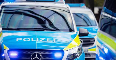 Krefeld Gro Kontrolle Von Polizei Und Kod In Der Gastronomie