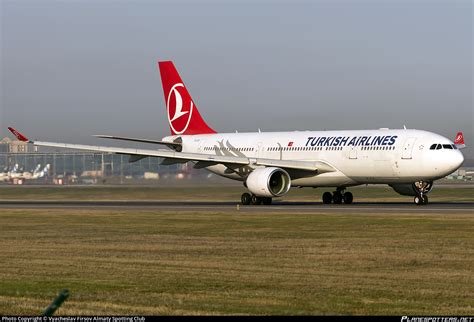 TC JIS Turkish Airlines Airbus A330 223 Photo By Vyacheslav Firsov