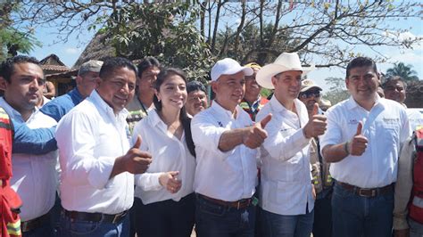 Murat y Dávila arrancan e inauguran obras en Tuxtepec La Región