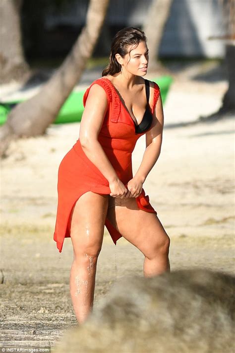 Ashley Graham Poses In Sea In Revealing Bikini Daily Mail Online