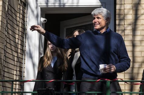 Rod Blagojevich released: Vows to reform “broken,” “racist” criminal ...