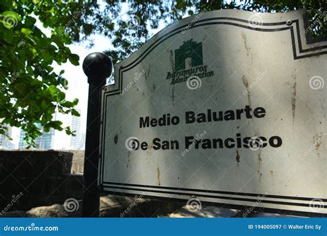 Medio Baluarte De San Francisco Rooftop With Benches At Intramuros In