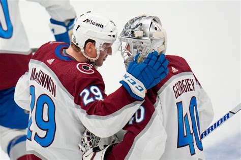 Nathan MacKinnon scores in OT as Avalanche rally past Stars 5-4