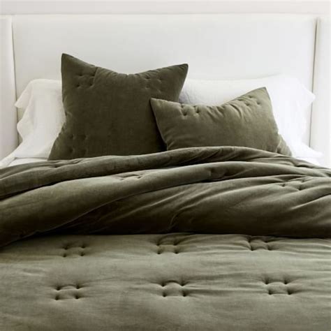 Trend Alert Velvet Bedding | Innovatus Design