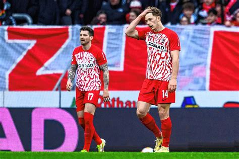 Bundesliga Der Sc Freiburg Kennt Kein Aufgeben Und Spielt Nach