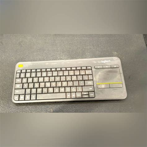 Logitech | Tablets & Accessories | Logitech K40 Keyboard With Aa ...