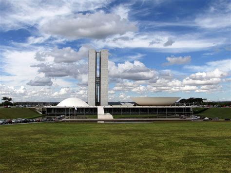 Architecture of Brasilia: the Coolest Buildings and Neighborhoods ...