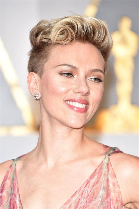 Makeup Beauty Hair And Skin See Scarlett Johansson S Edgy Oscars Hairstyle From Every Stunning