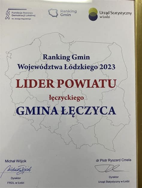 Wójt Jacek Rogoziński ma powód do dumy Gmina liderem powiatu