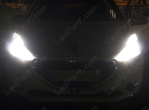 Xenon Effect Bulbs Pack For Peugeot 208 Headlights