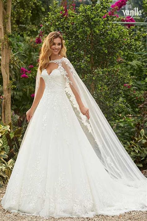 Vanilla Sposa Hochzeitshaus Struck Princess Bridal Gown