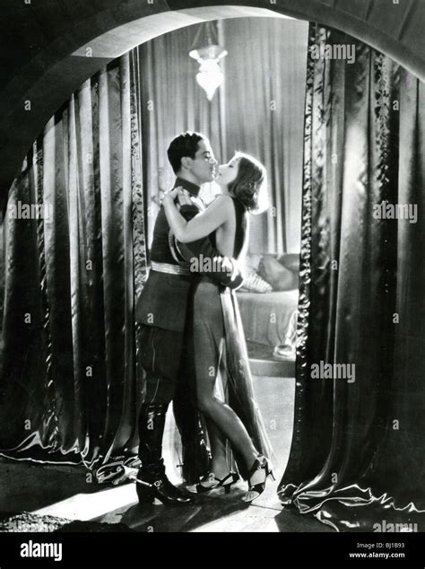 Mata Hari 1931 Mgm Film With Greta Garbo Stock Photo 28305007 Alamy