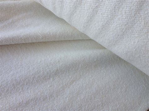 White Cotton Cloth At Best Price In New Delhi By Lt Trade Id