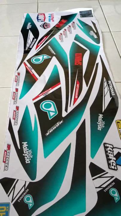 COD BLADE PETRONAS STICKER STRIPING MOTOR HONDA BLADE PETRONAS IP 03