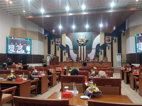 Pj Bupati Pasuruan Sampaikan Lkpj Anggaran Tahun Ke Dprd Kabupaten