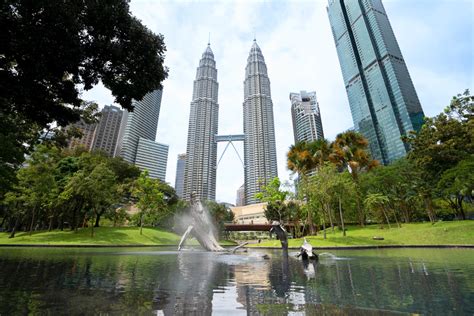 The Klcc Groups Global Icon Of Excellence The Petronas Twin Towers