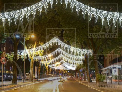 NOLEGGIO LUMINARIE NATALE STRADE Parma Gruppo Michelotti