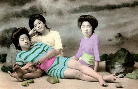 Japanese Swimsuit Girls Meiji Era Bathing Beauties Of Ol… Flickr