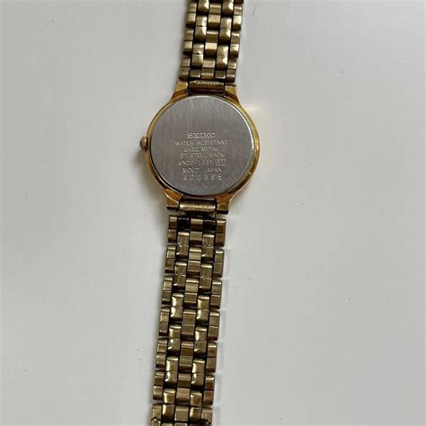 Vintage Seiko Quartz Women Wrist Watch 1990s Ladies Depop