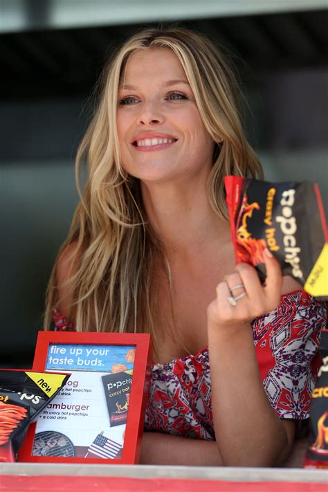 Ali Larter Hot Pics - Hosting Popchips Crazy Hot Summer BBQ Event in