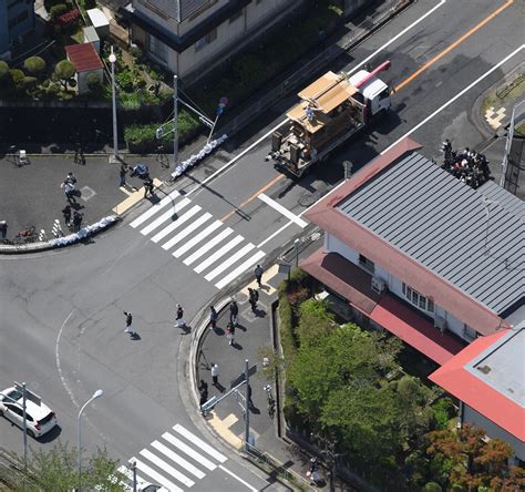 だんじり横転し、11人重軽傷 大阪・堺 写真特集112 毎日新聞