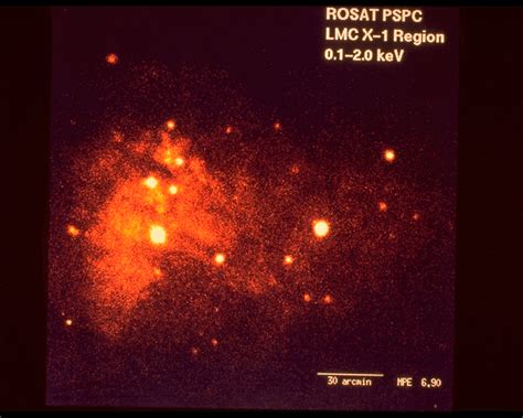 Астронет Рентгеновский источник LMC X 1 в Большом Магеллановом облаке