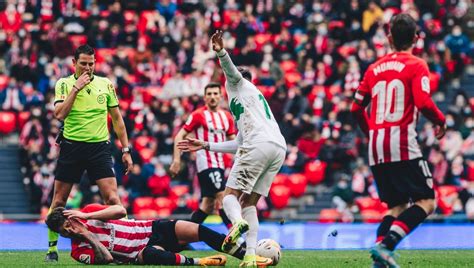 El Athletic Se Enfrenta A Un Serio Problema Con Uno De Sus Canteranos