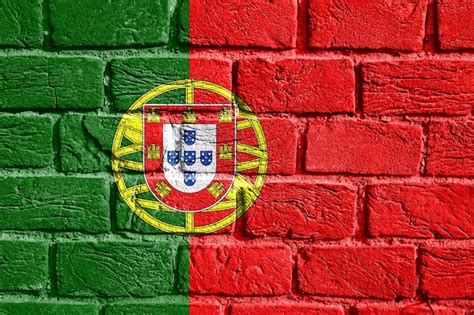 Bandeira De Portugal Na Parede Foto Premium