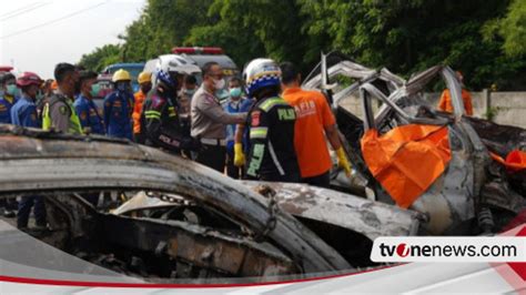 Kakorlantas Ungkap Dugaan Sementara Penyebab Kecelakaan Di Tol Cikampek