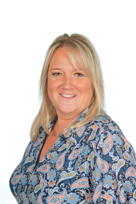 Staff | St. Robert Southwell Catholic Primary School & Nursery