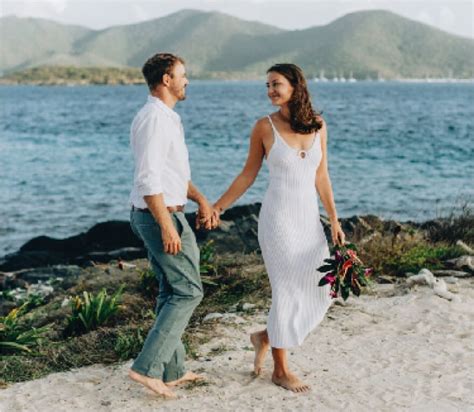 USVI Elopement Package LOVANGO RESORT BEACH CLUB