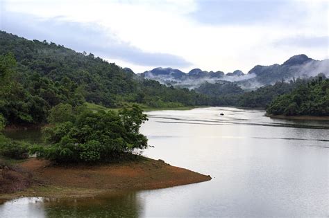 Lago Nas Montanhas Nuvens Ilhotas Foto Gratuita No Pixabay Pixabay