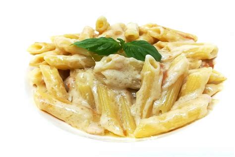 Pasta Ai Quattro Formaggi La Ricetta Cremosa E Svuotafrigo