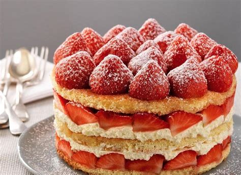 Recette Fraisier facile et bon marché 750g