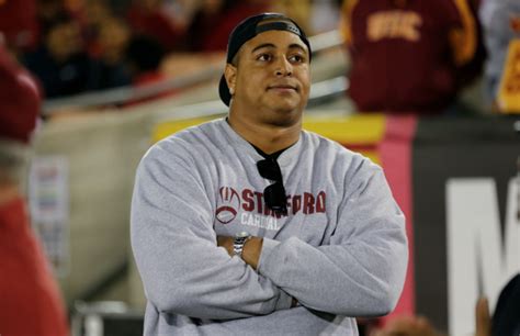 Ex Nfl Lineman Jonathan Martin Taken Into Custody After Posting Gun Threat Picture Complex