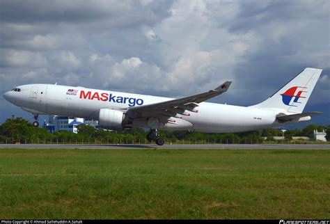 M Mub Malaysia Airlines Airbus A F Photo By Ahmad Sallehuddin A