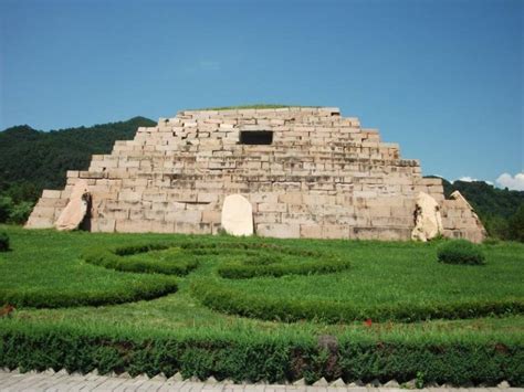 Complex Of Goguryeo Tombs Beautiful Ancient Wall Paintings Displaying