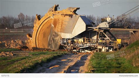 Giant Bucket Wheel Excavator Stock video footage | 6375175