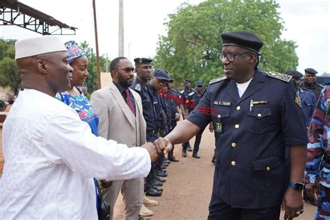 Police Nationale Du Mali Patrouilles P Destres Intenses Plus De