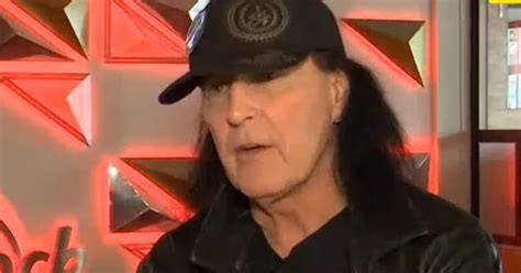 Dave Evans Recuerda Cómo Era Acdc En Sus Inicios Creíamos Que éramos